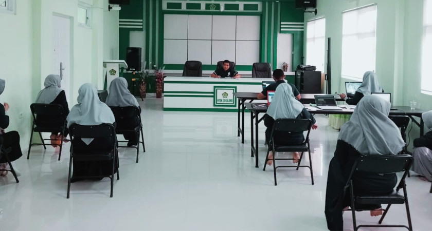 Rapat Penetapan Nilai Semester di MTsN 2 Boalemo Pasca Asesmen Sumatif Akhir Semester (ASAS)